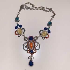 Magnificent multilayer  simulated pearl/gold necklace set in silver tone